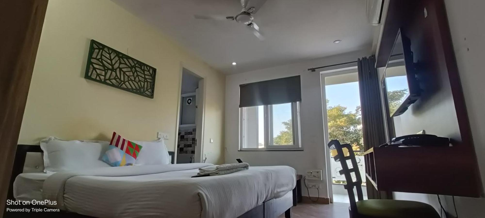 Nuab House - Near Fortis, Max, Medanta, Paras Hospitals And Huda Metro 古尔冈 外观 照片